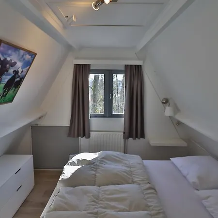 בקתה Vakantiebungalow Durbuy - Casa Fantasia En Casa Di Luna דורבורי